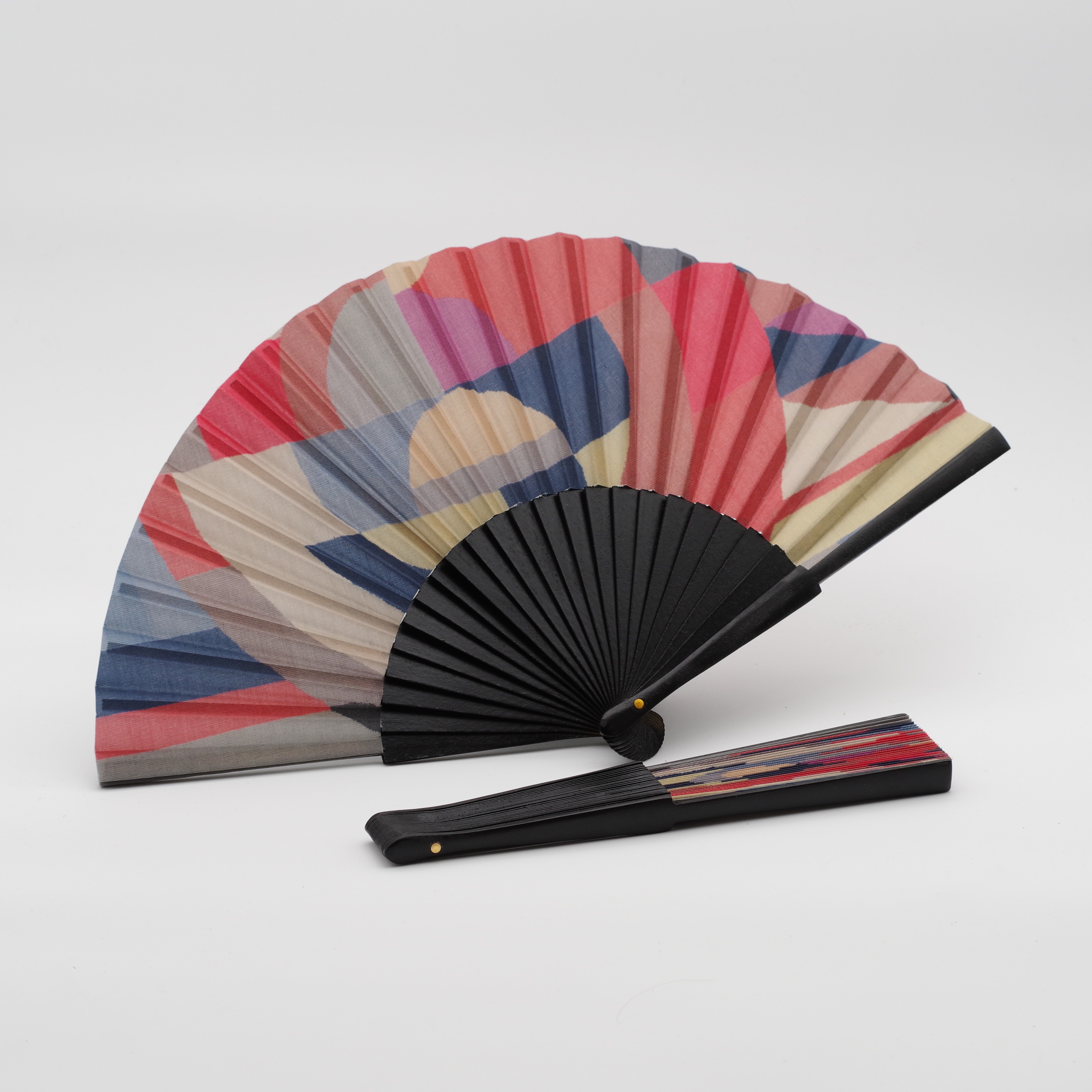 Hand fan