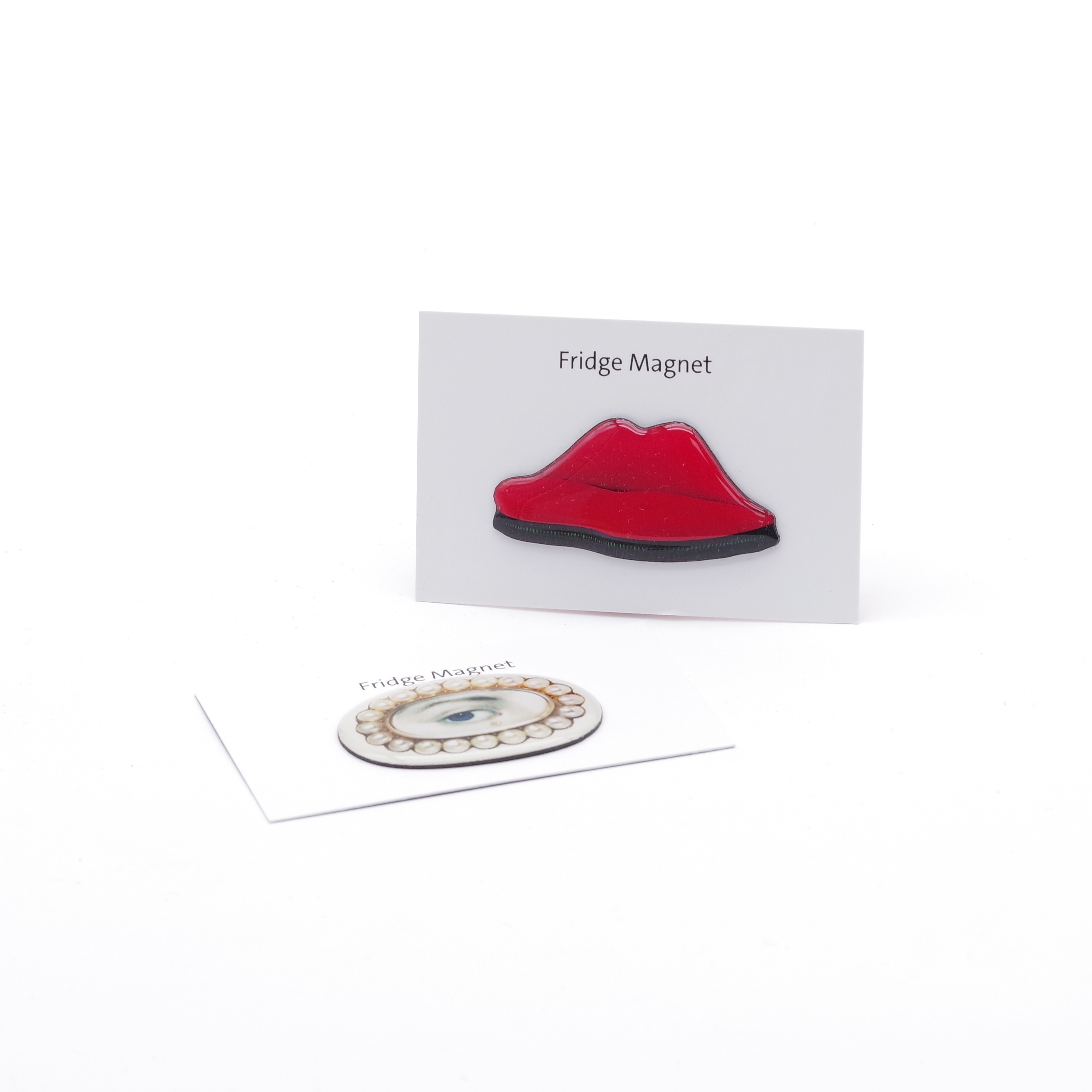 Flexible domed magnet